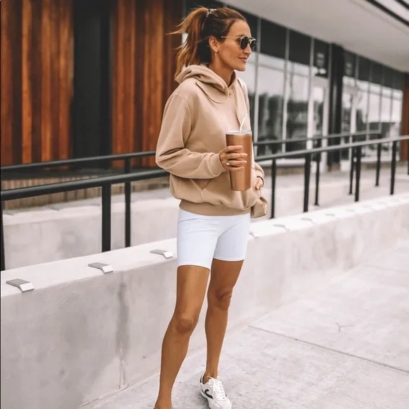 SOLD❤️ Tan Sweatshirt - Cotton - Picture 2 of 5